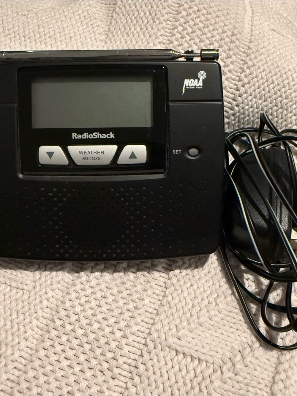 Radio Shack Black NOAA Weather Radio with Snooze